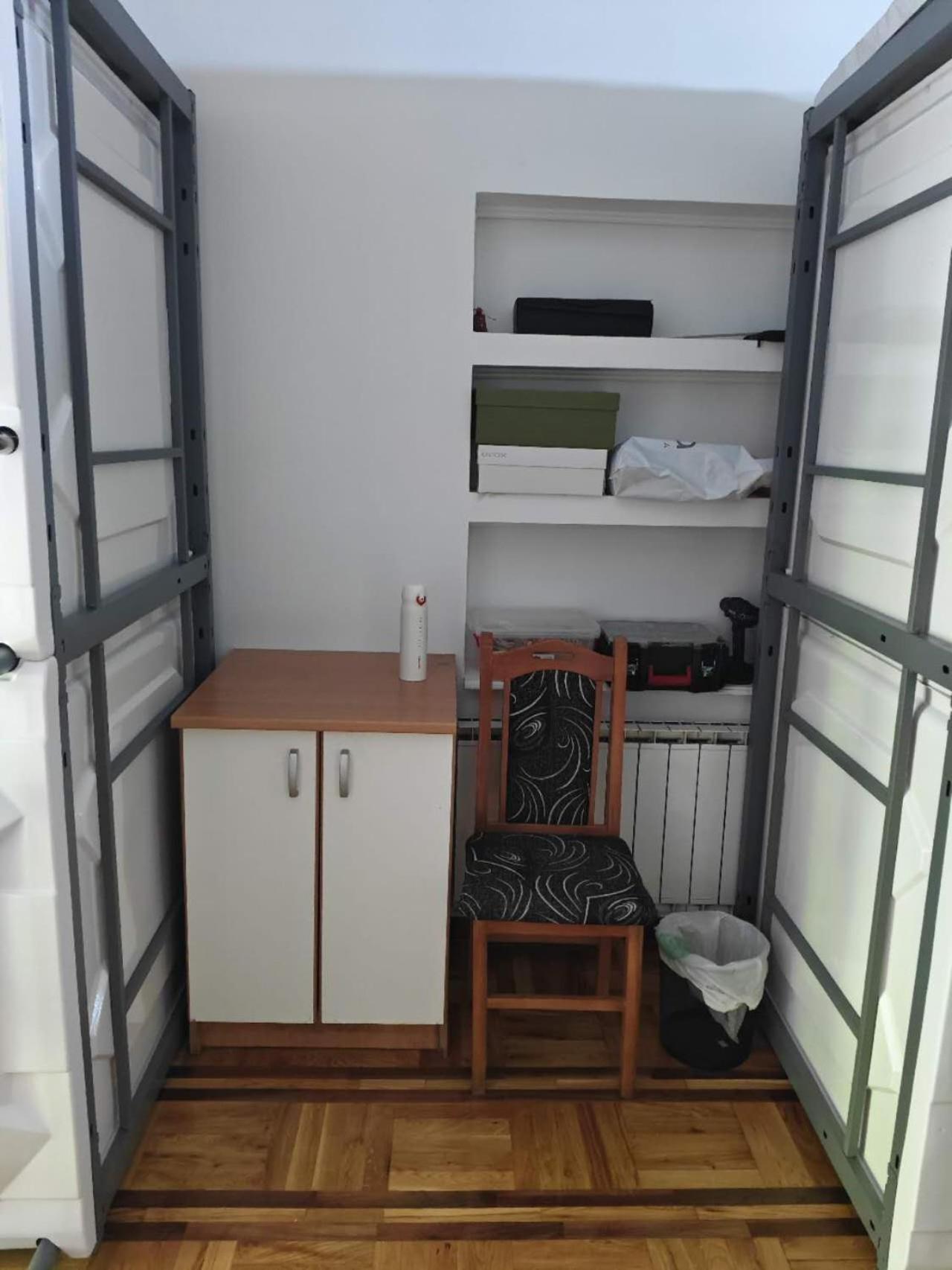 Panda Victor Space Capsule Hostel-Neo Nomad Belgrade Luaran gambar